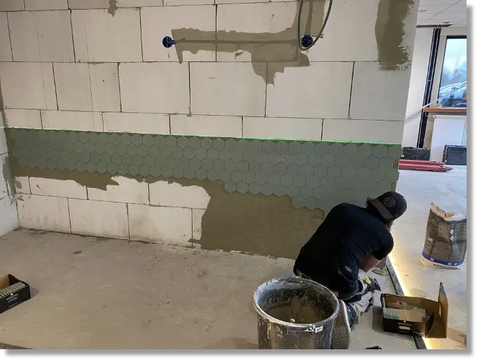 Showroom verbouwing vordert