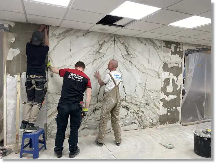 Tegelwerk in showroom