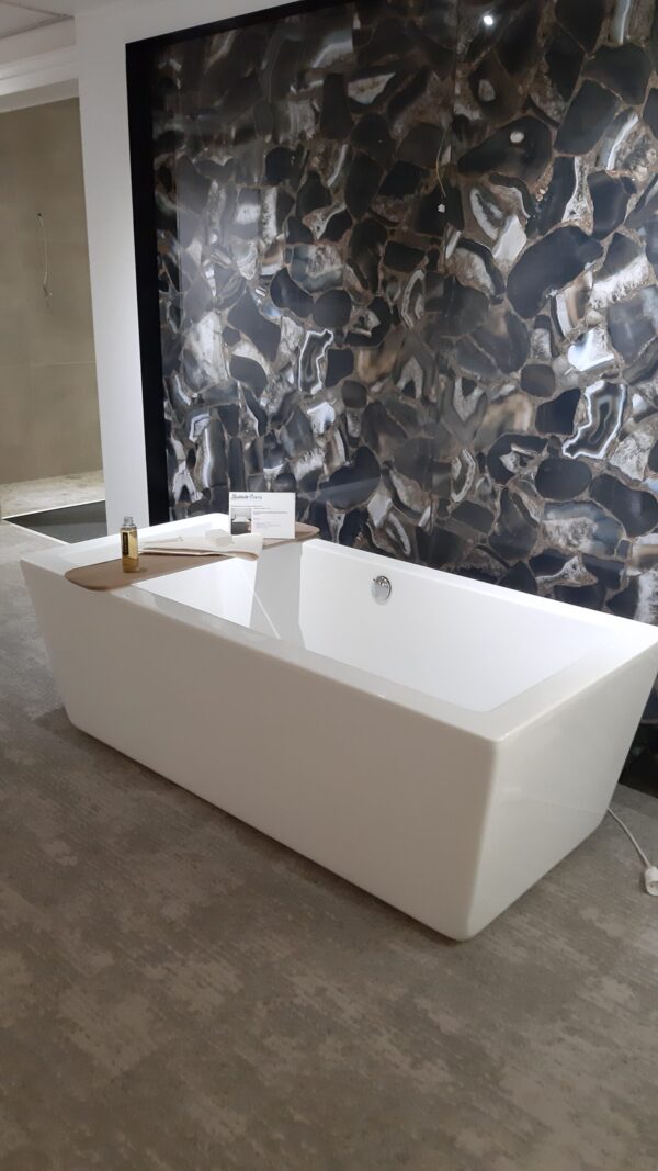 Conterna vrijstaand bad met staande kraan