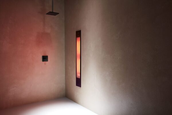 Sunshower Pure XL Black - H 124 x B 20 x D 10 cm - Inbouw