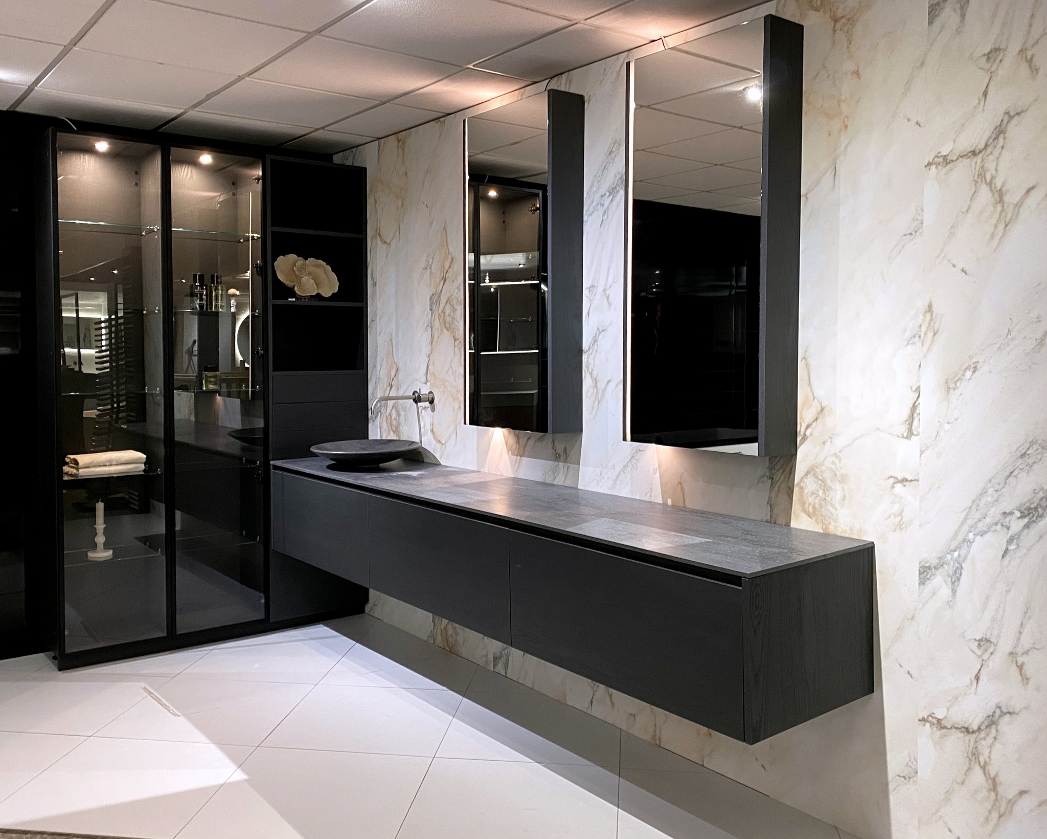 Badkamer hotel chique marmer