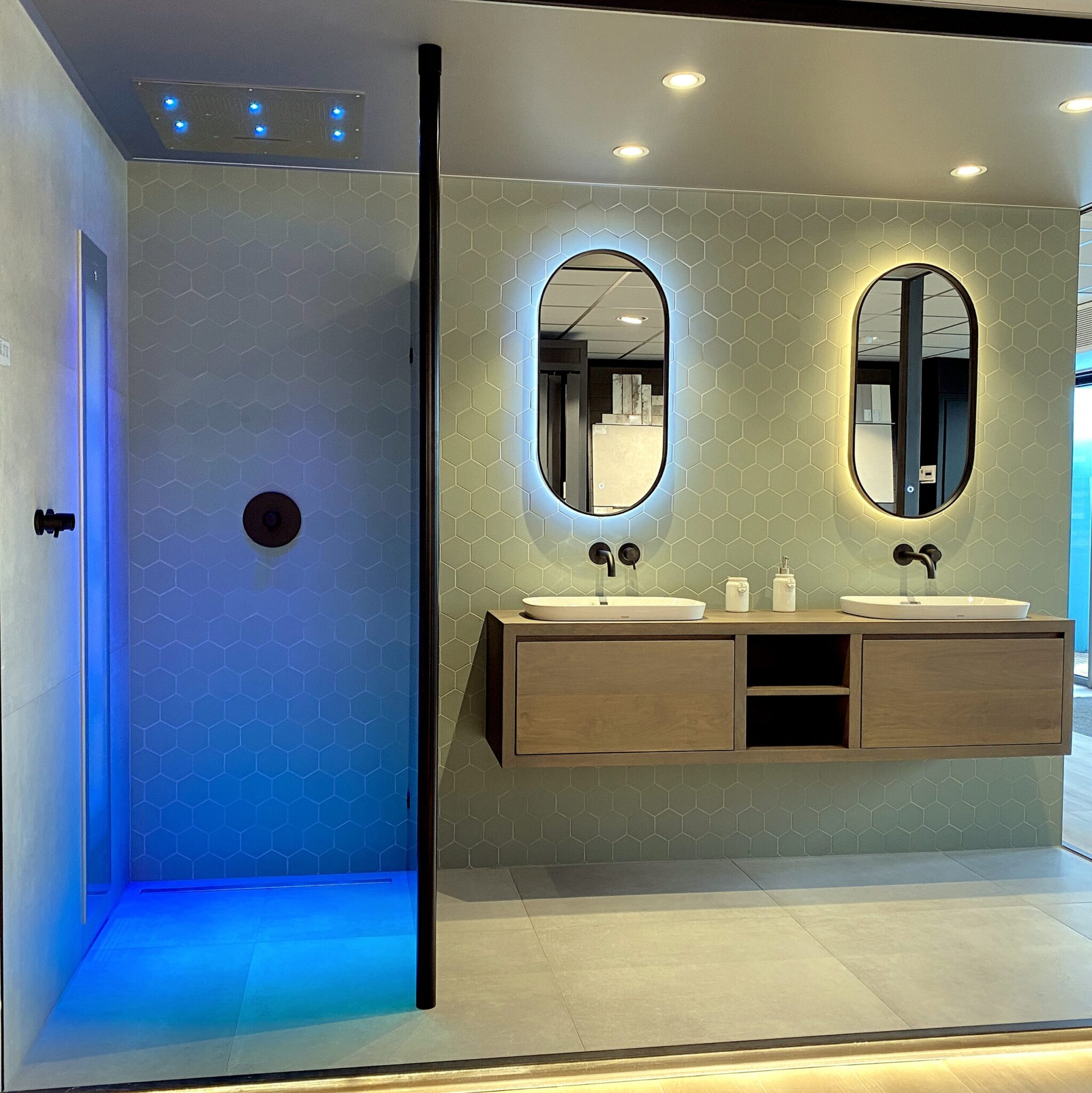 luxe moderne badkamer